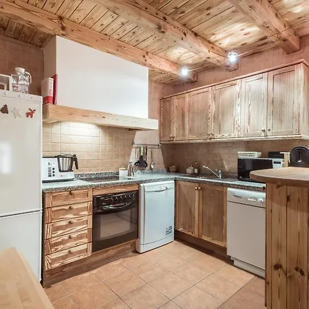 Casa Bosque By Totiaran Chalet Naut Aran